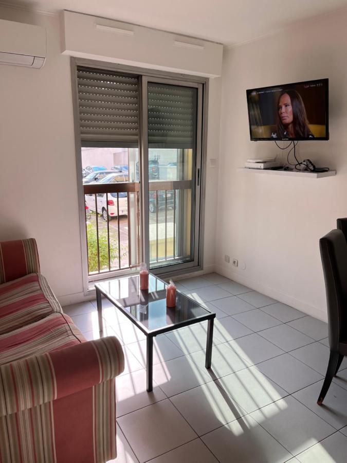 Superbe Appartement Au Bord De Plage Cros De Cagnes Экстерьер фото